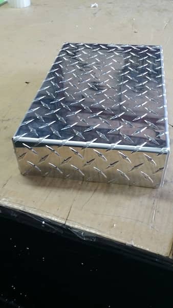 Aluminum Diamond Plate Box Tray